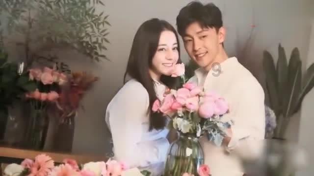 《江雪》这首诗中的老翁给你留下什么印象？请结合诗句说明游戏画面